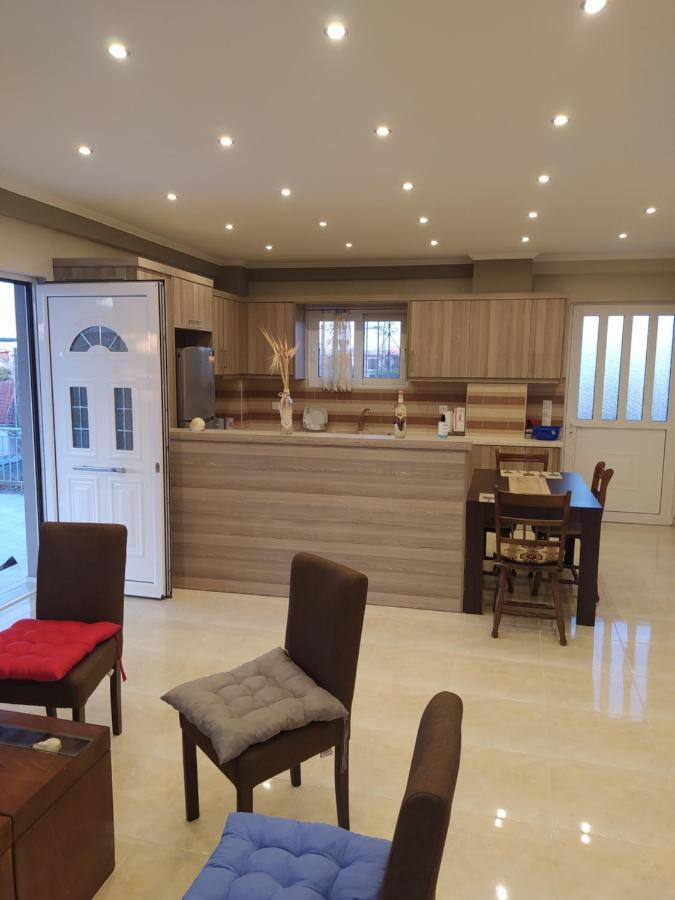 Just Constructed! Villa Gastouni Exterior photo